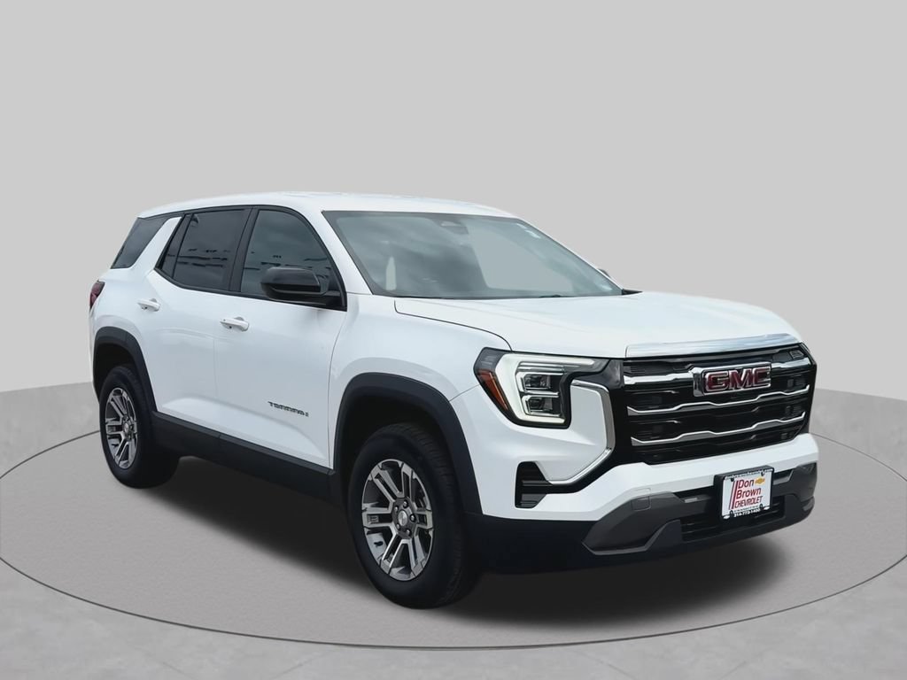 Used 2026 GMC Terrain Elevation FWD image 2