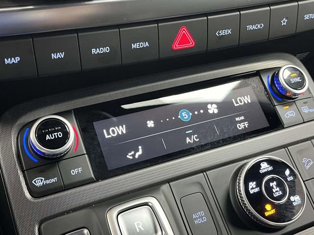Used 2024 Hyundai Palisade Calligraphy image 40
