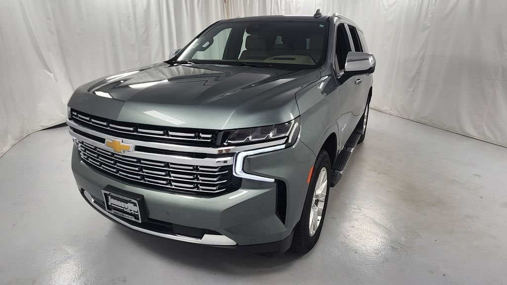 Used 2024 Chevrolet Tahoe Premier AWD/4WD image 7