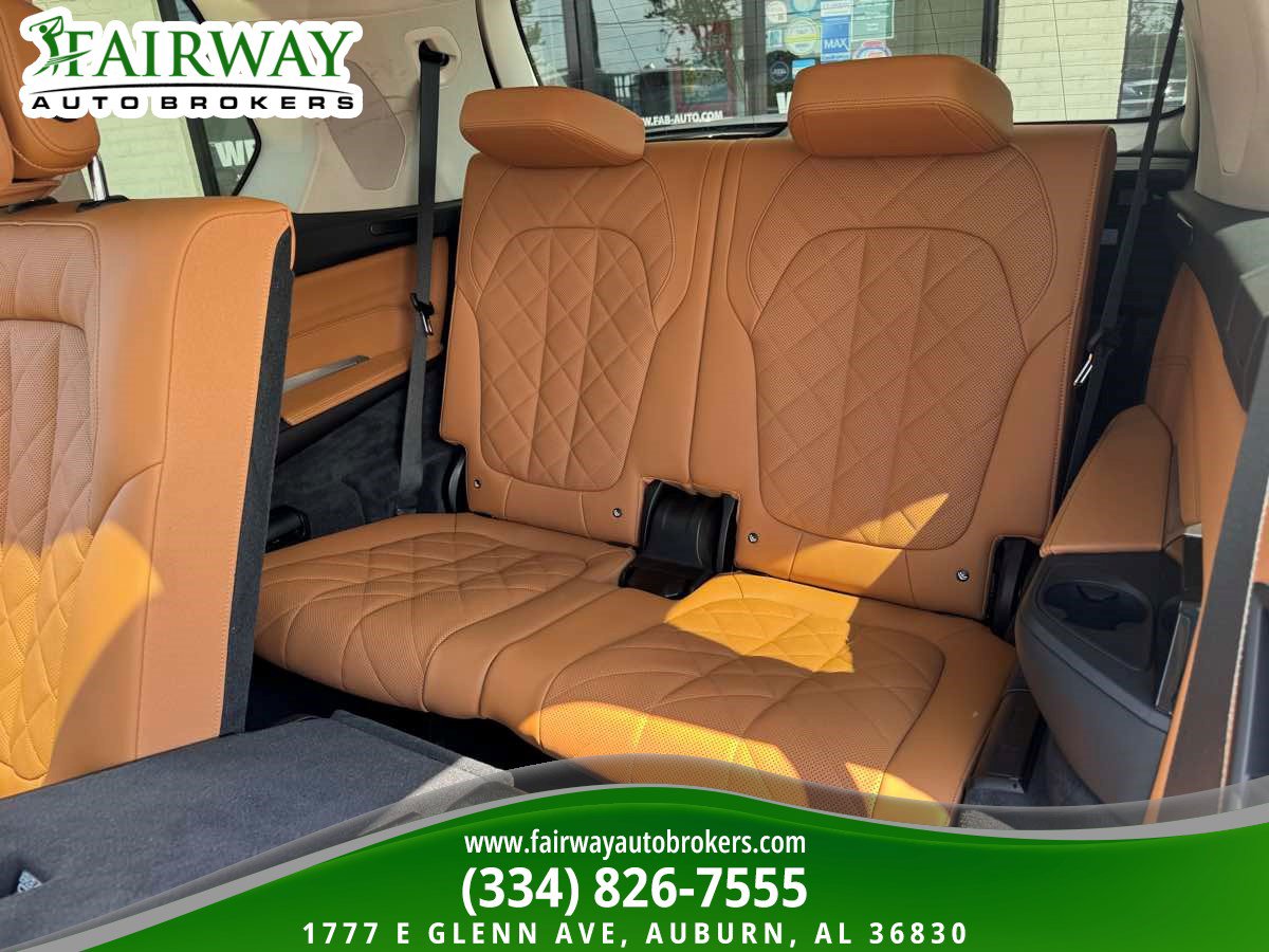 Used 2026 BMW X7 xDrive40i AWD/4WD image 14