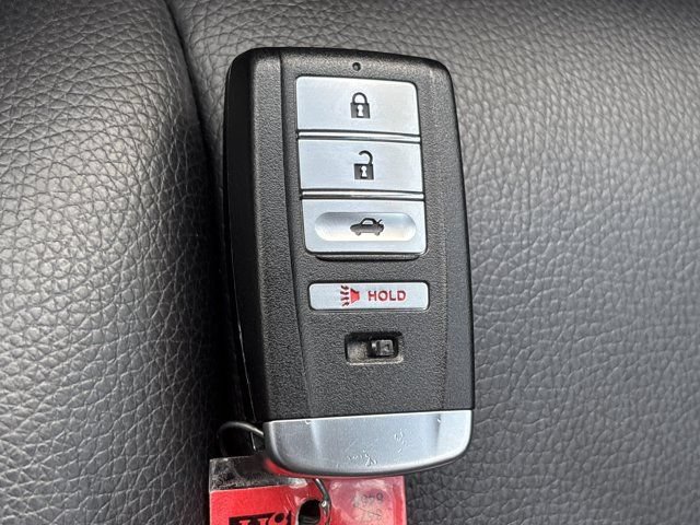 Used 2015 Acura TLX FWD image 37