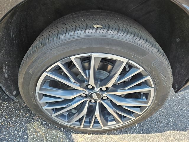 Used 2024 Cadillac XT4 Sport FWD image 14