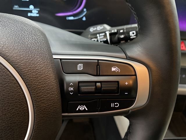 Used 2023 Kia Sportage EX AWD/4WD image 15