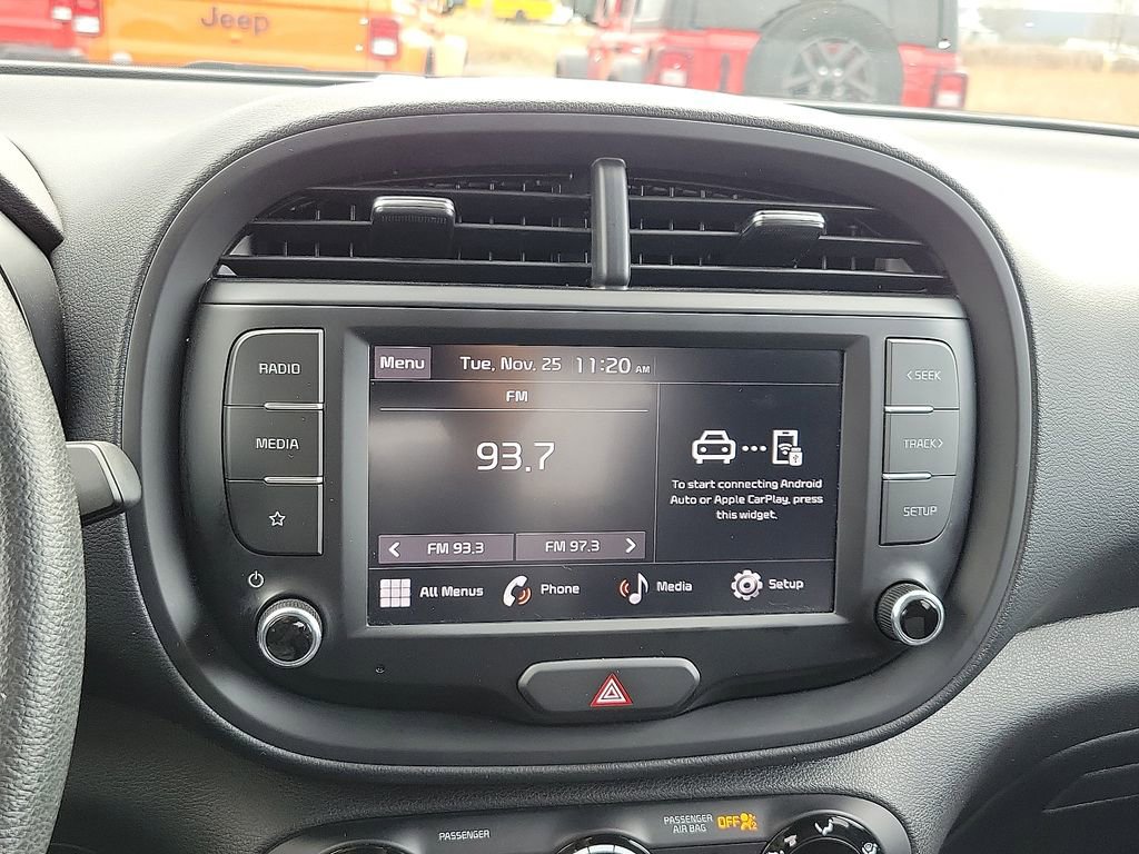 Used 2024 Kia Soul LX w/ Option Group 015 image 15