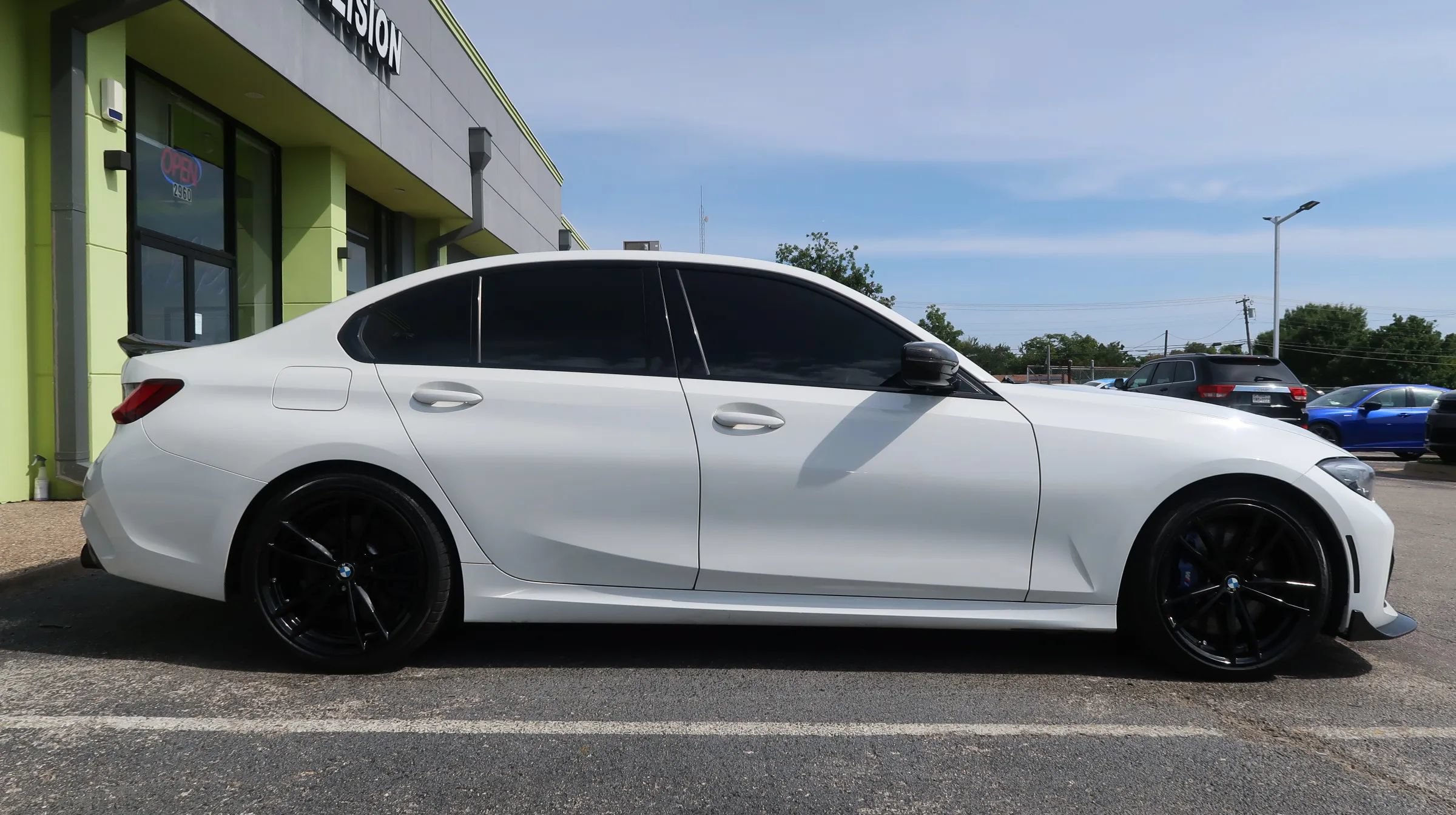 Used 2022 BMW M340i RWD image 8