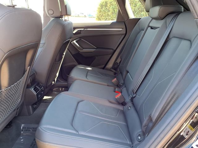 Used 2022 Audi Q3 2.0T Premium Plus w/ Premium Plus Package image 24