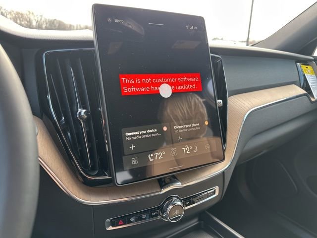 New 2026 Volvo XC60 B5 Plus w/ Climate Package PRO image 16