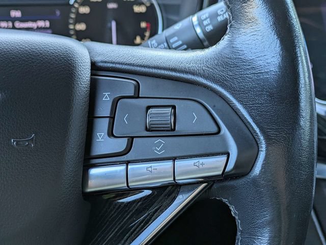 Certified 2023 Cadillac XT6 Premium Luxury FWD image 30