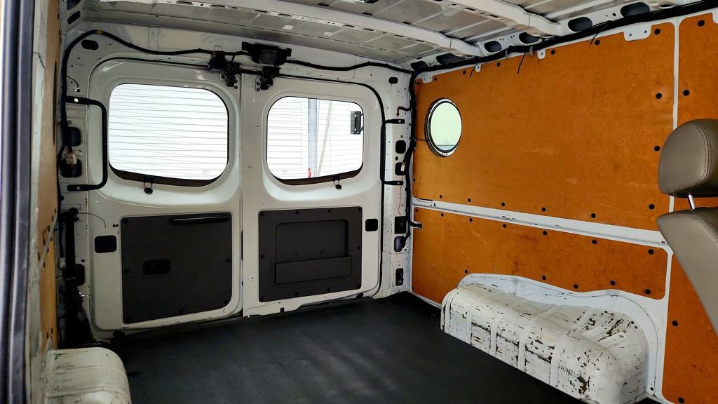 Used 2013 Nissan NV 2500 SV w/ Side Curtain Airbag Pkg image 24