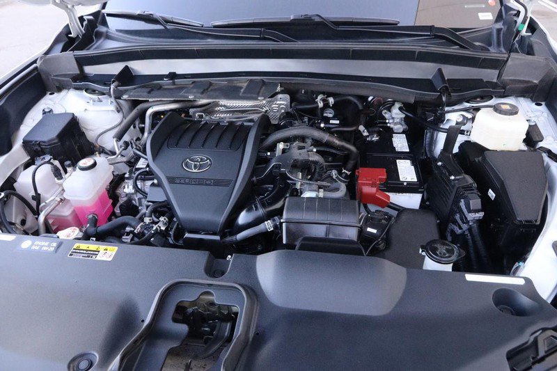 Used 2025 Toyota Grand Highlander AWD image 28