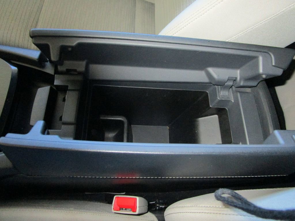 Used 2023 Nissan Rogue SV image 34