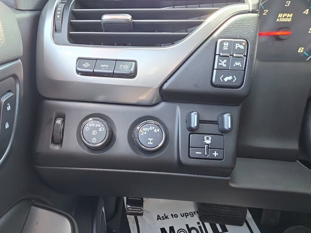 Used 2020 Chevrolet Suburban Premier w/ Max Trailering Package AWD/4WD image 11