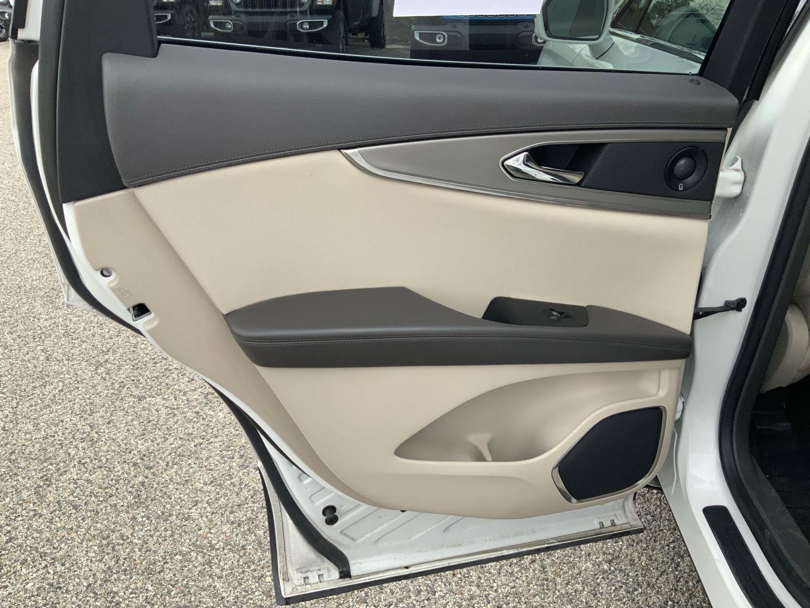 Used 2020 Lincoln Nautilus Reserve image 58