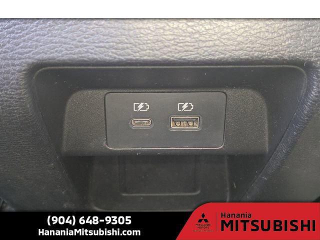 Used 2022 Mitsubishi Outlander SEL image 15