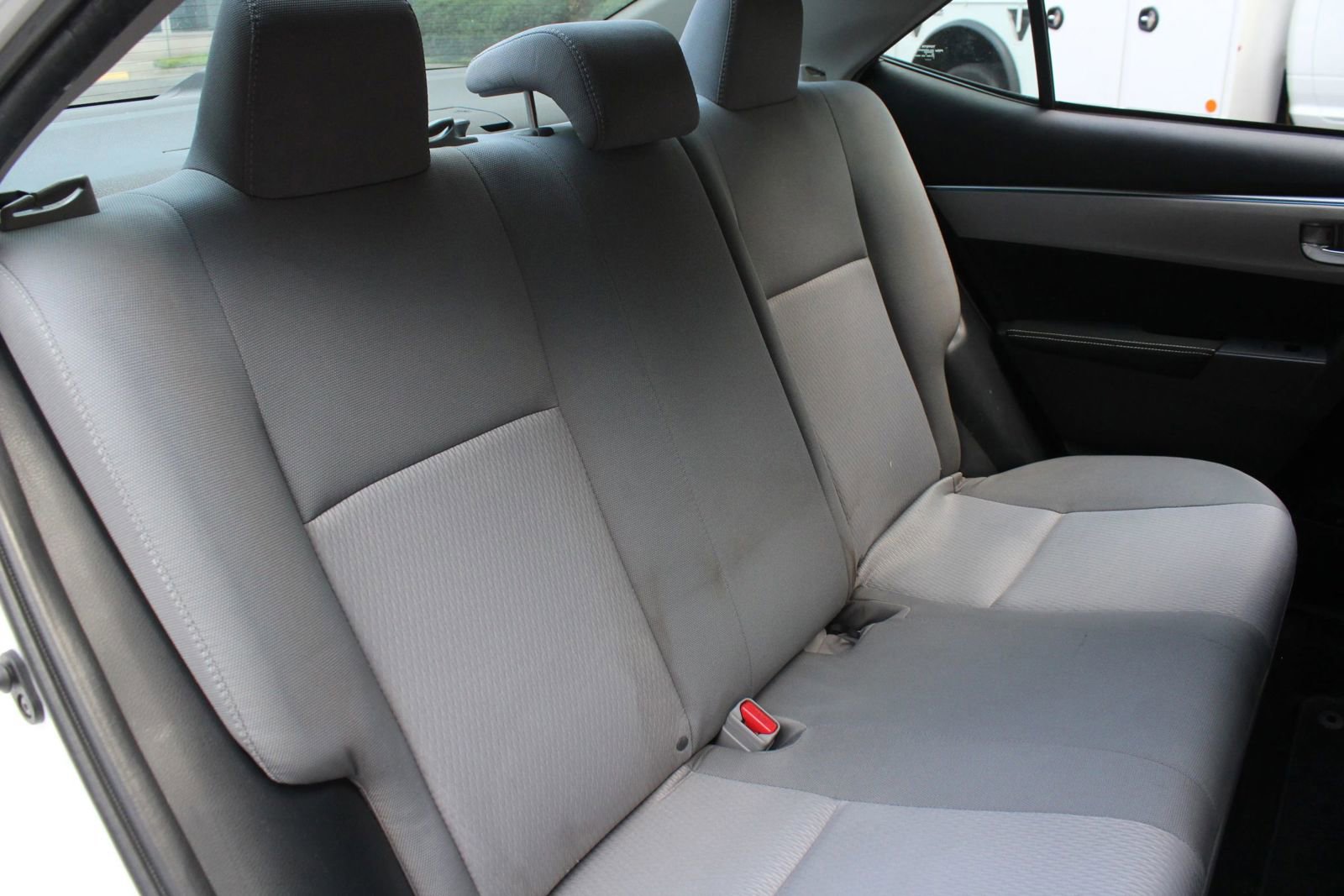 Used 2014 Toyota Corolla LE FWD image 22