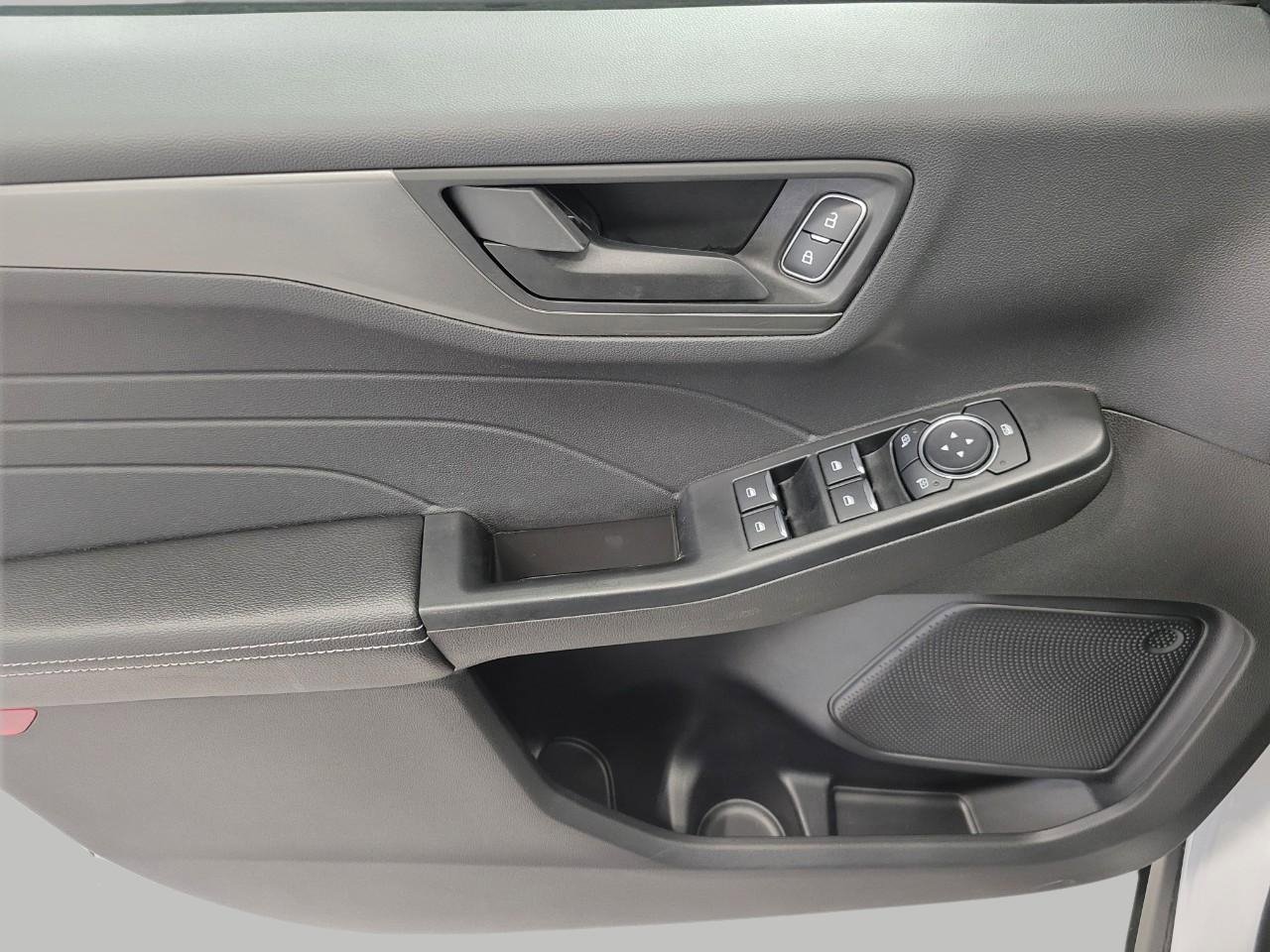 Used 2025 Ford Escape Active image 24