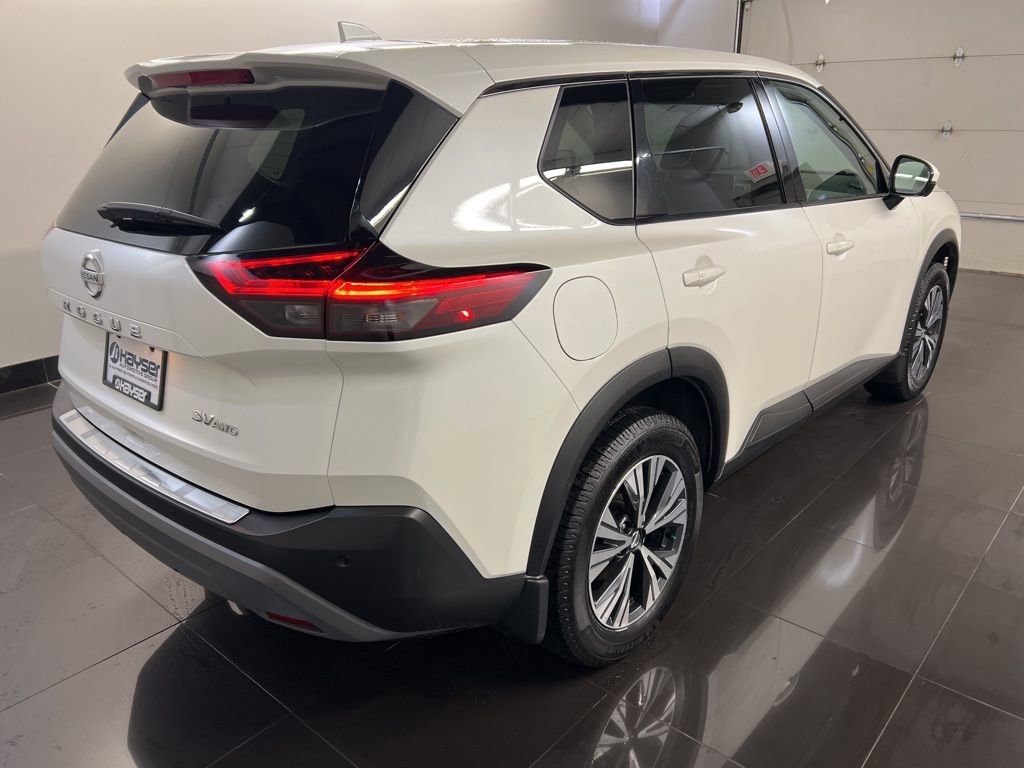 Used 2021 Nissan Rogue SV AWD/4WD image 6