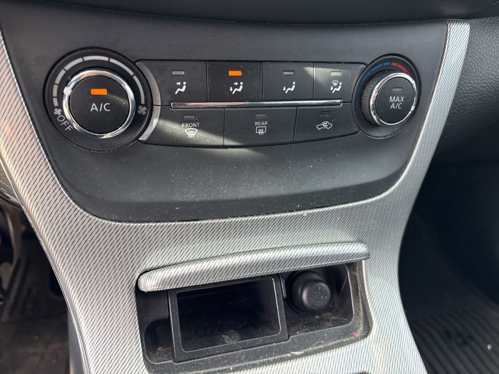 Used 2015 Nissan Sentra SR FWD image 24