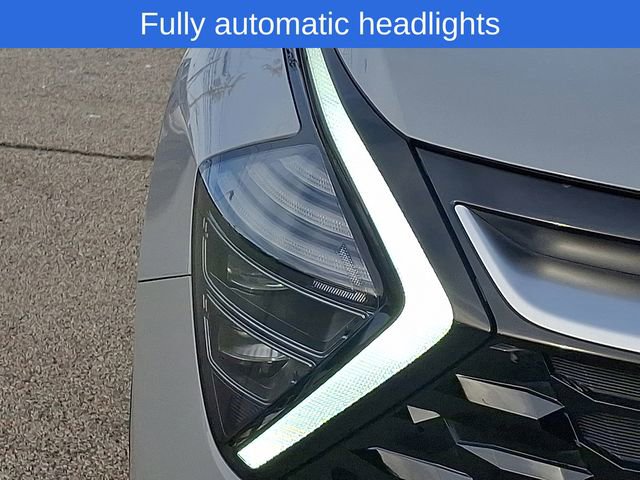 Used 2025 Kia Sportage SX image 10