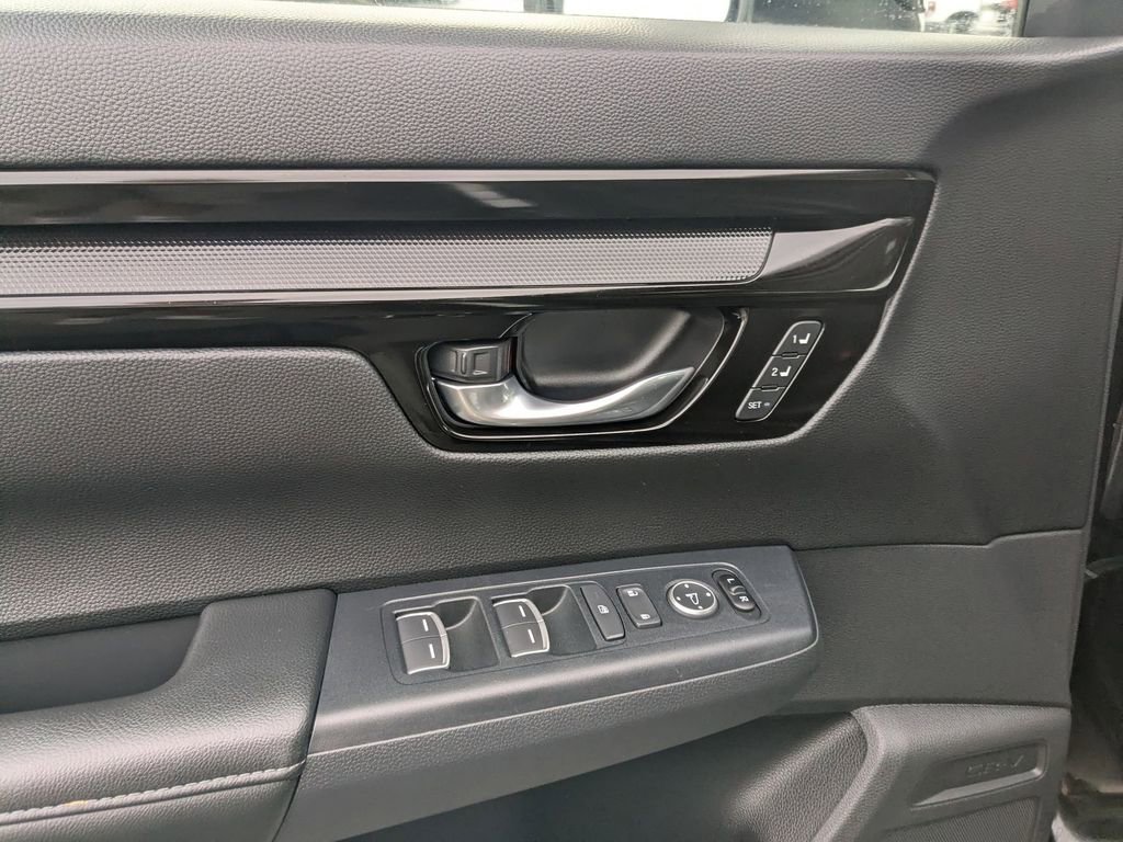 Used 2025 Honda CR-V EX-L image 15
