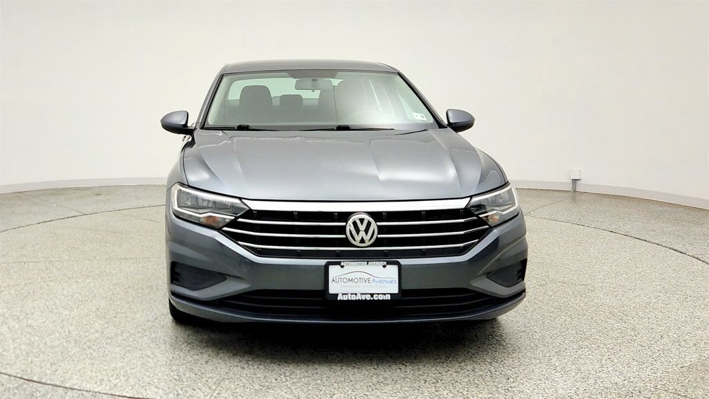 Used 2019 Volkswagen Jetta S w/ Driver Assistance Package FWD image 2