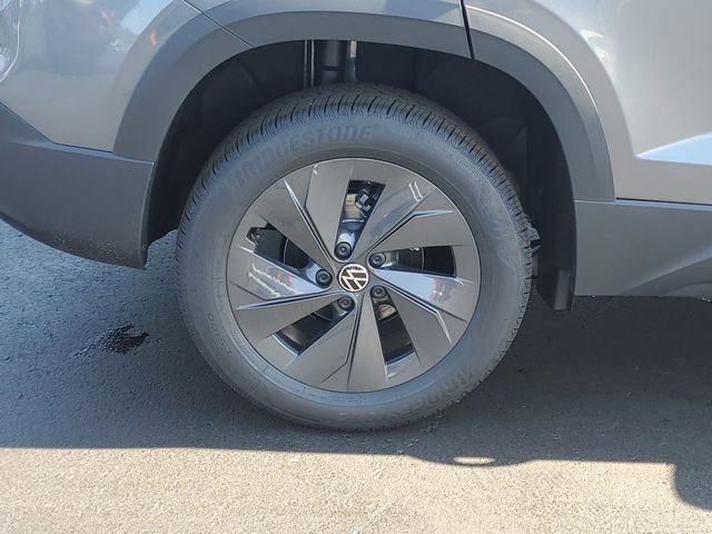 New 2025 Volkswagen Taos S image 5