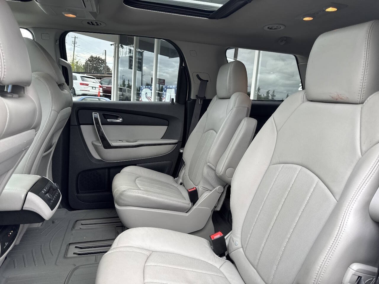 Used 2012 GMC Acadia Denali AWD/4WD image 22