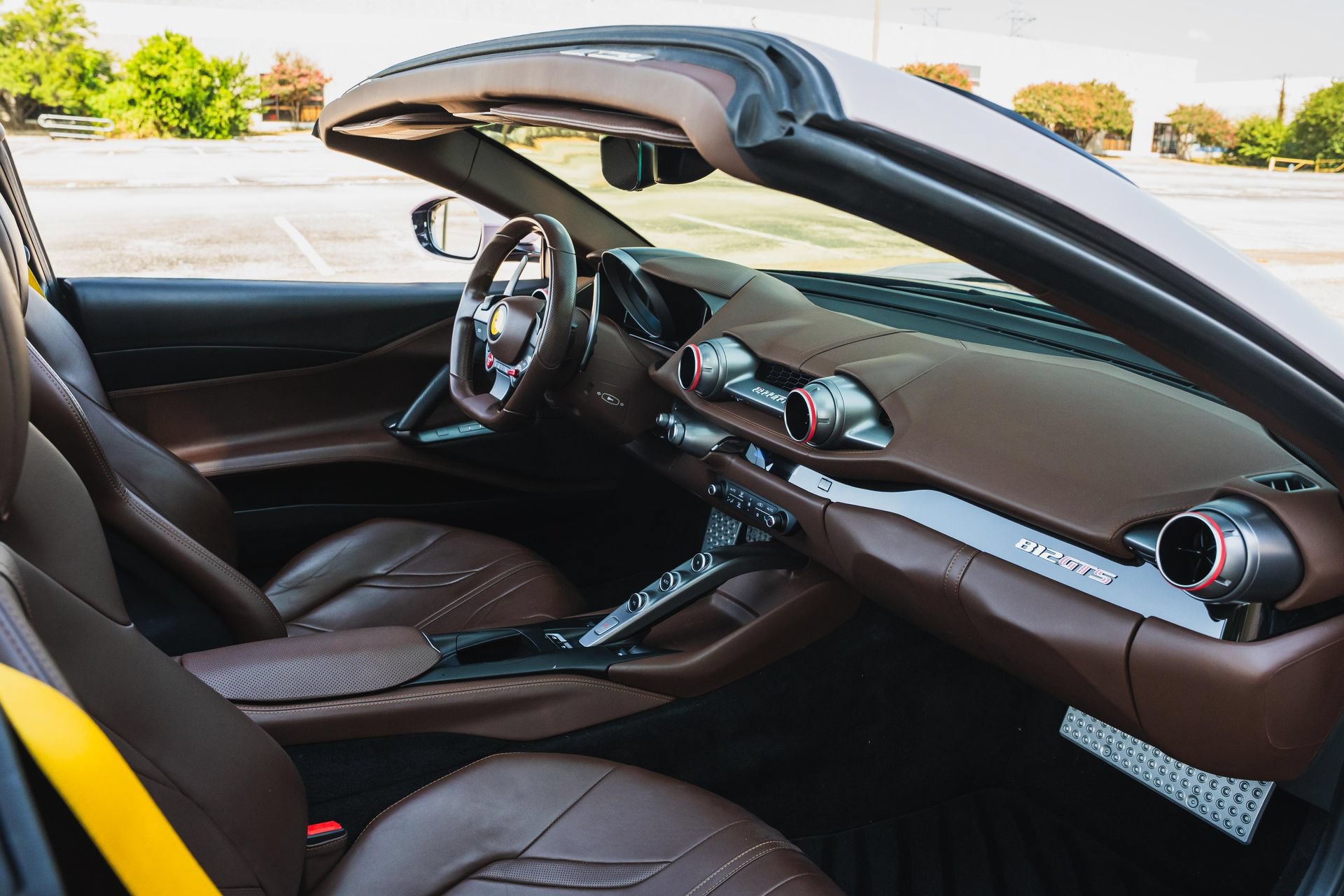 Used 2021 Ferrari 812 GTS RWD image 73