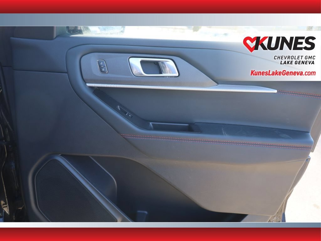 Used 2025 Ford Explorer ST-Line AWD/4WD image 14