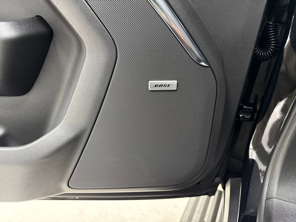 New 2026 GMC Yukon Denali w/ Sun & Power Step Package image 22