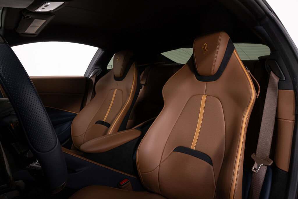 Used 2024 Ferrari Roma RWD image 38