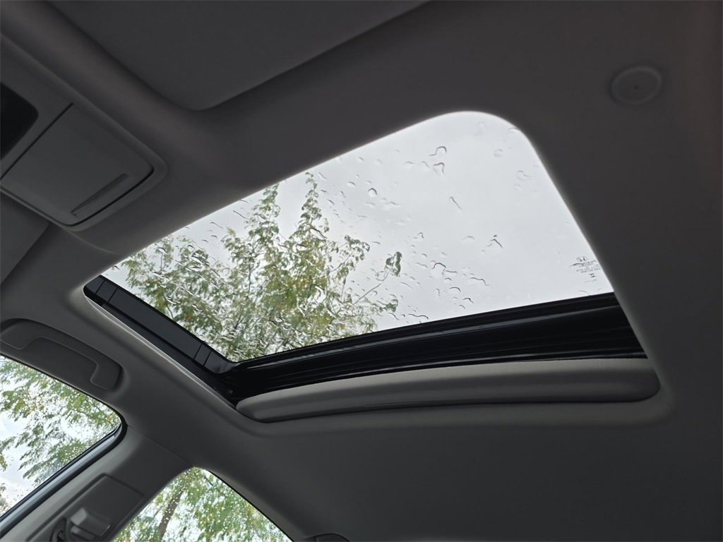 New 2025 Honda Accord Touring image 3