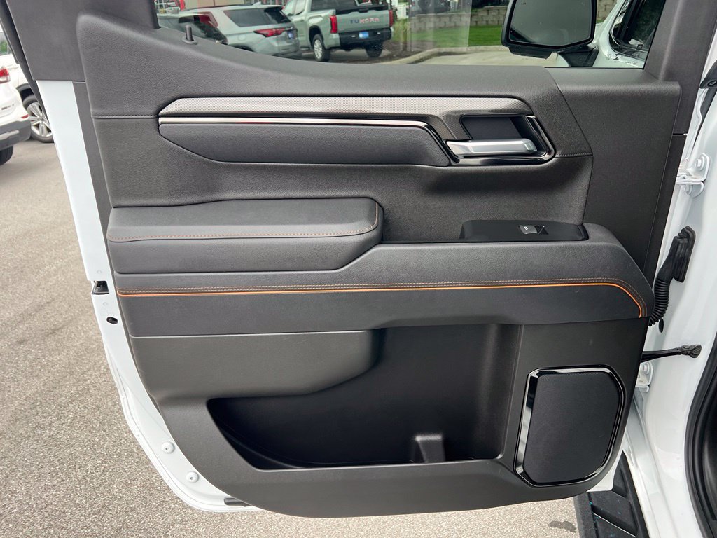Used 2025 GMC Sierra 1500 AT4 w/ AT4 Premium Package AWD/4WD image 20