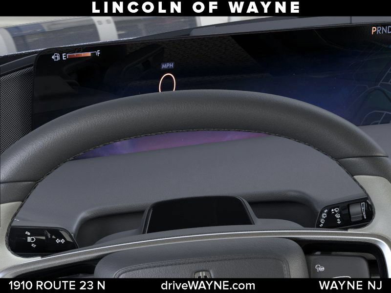 Used 2026 Lincoln Navigator Reserve AWD/4WD image 14
