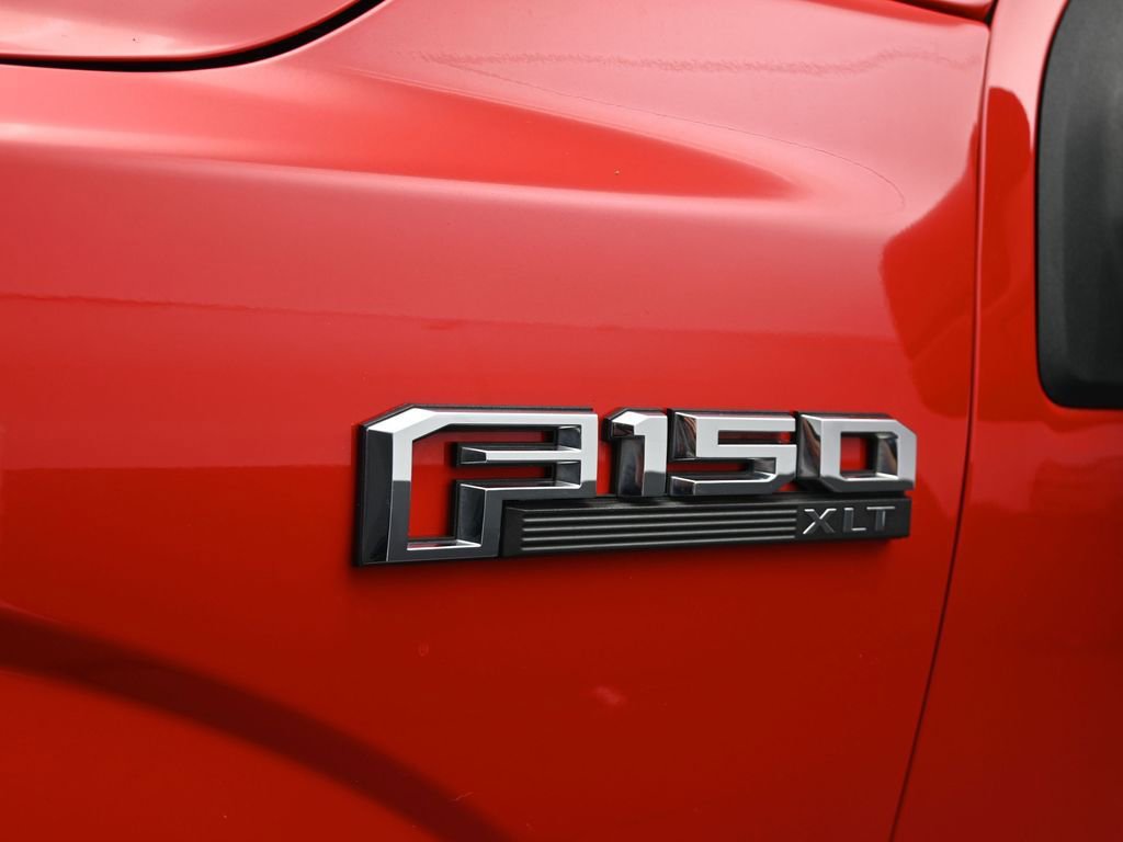 Used 2015 Ford F150 XLT w/ Equipment Group 302A Luxury image 29