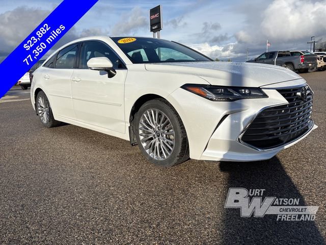 Used 2019 Toyota Avalon Limited image 14