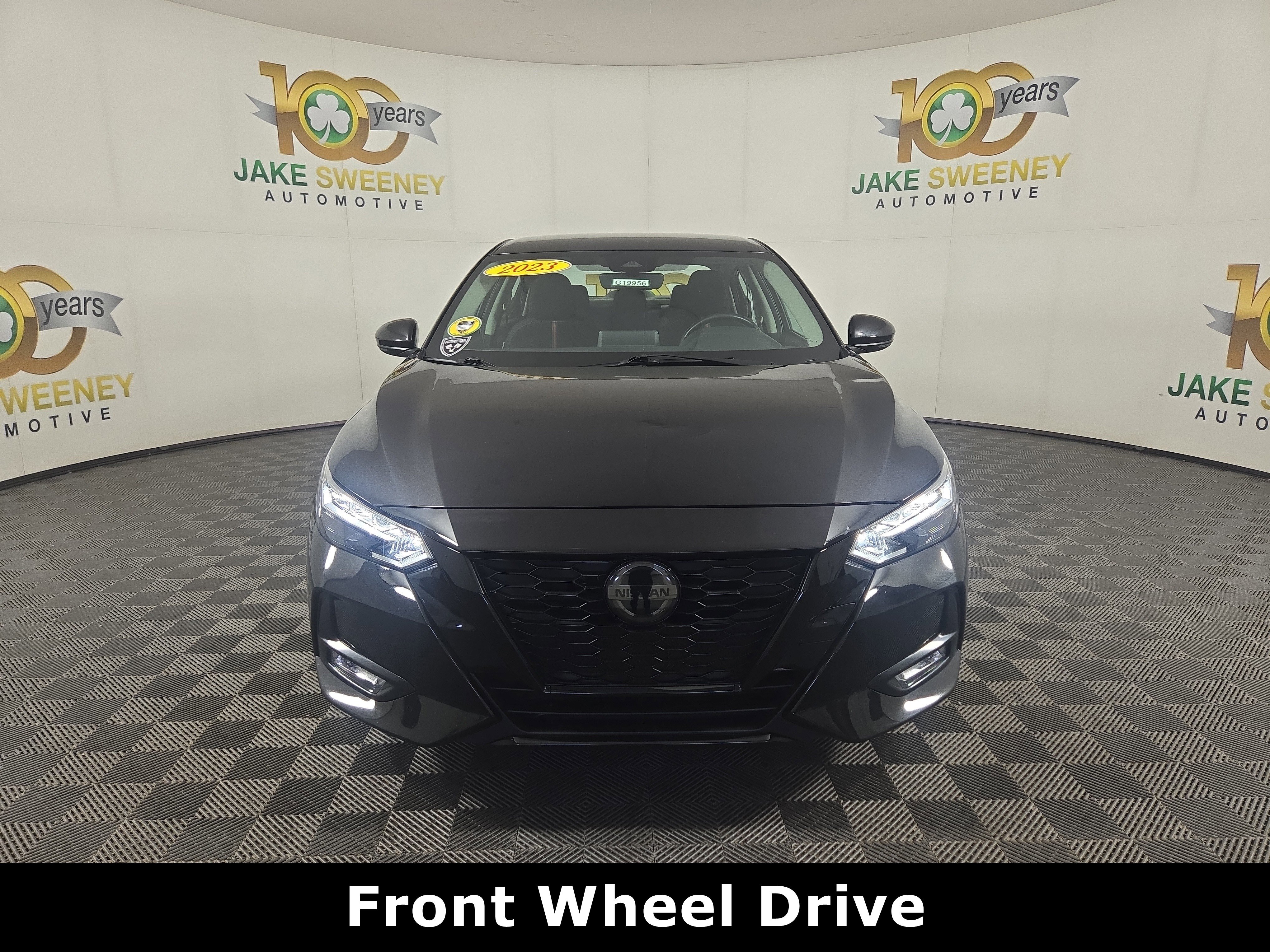 Used 2023 Nissan Sentra SR w/ Midnight Edition Package image 2