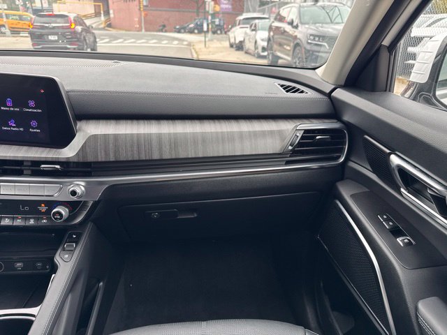 Used 2023 Kia Telluride SX AWD/4WD image 18