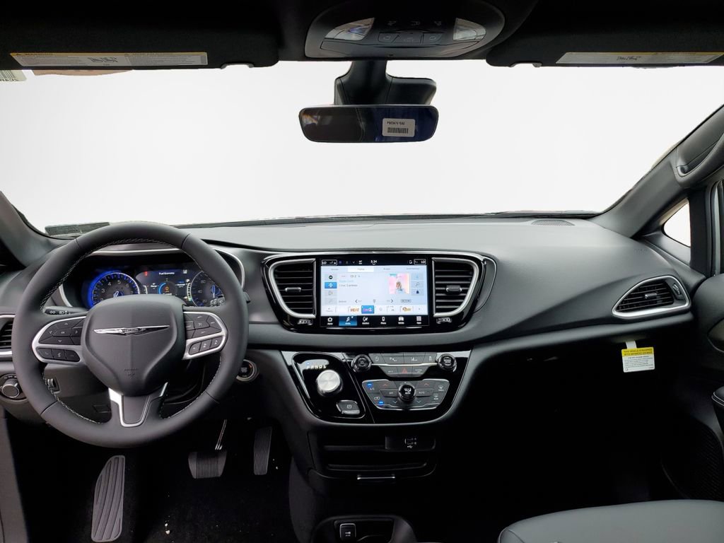 New 2026 Chrysler Voyager LX image 16