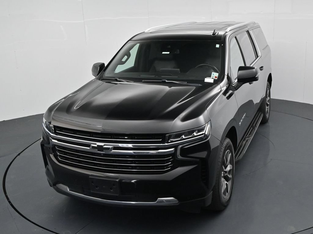 Used 2024 Chevrolet Suburban LT w/ LT Signature Plus Package RWD image 18