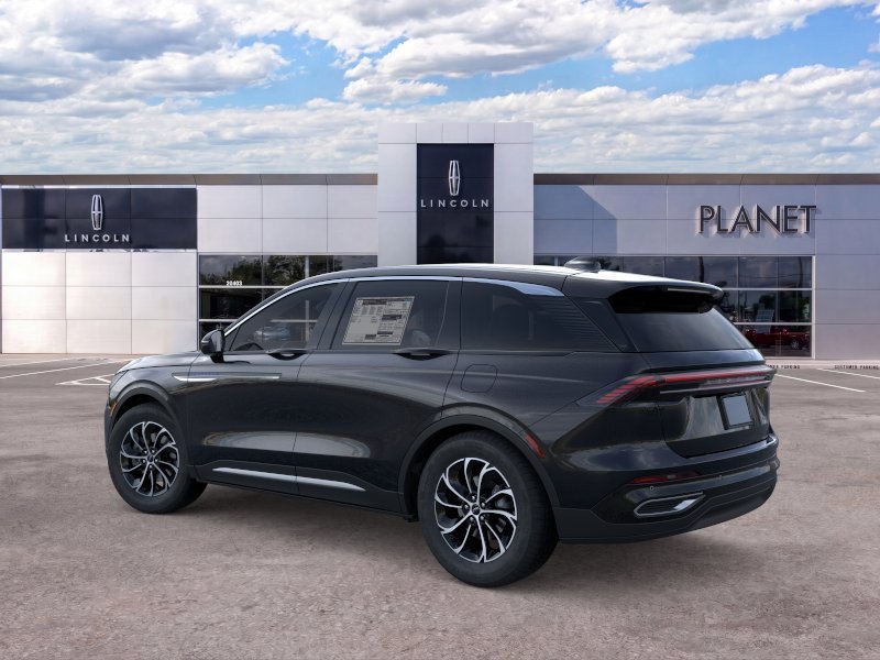 New 2026 Lincoln Nautilus Premier AWD/4WD image 4