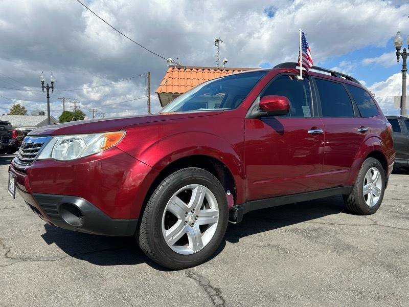 Used 2010 Subaru Forester 2.5X Premium AWD/4WD image 1