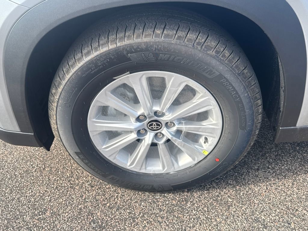 New 2026 Toyota Grand Highlander XLE image 15