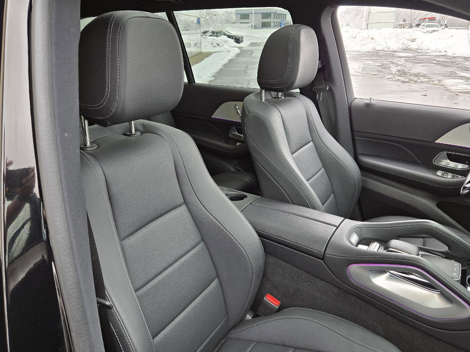 Used 2025 Mercedes-Benz GLS 450 4MATIC image 21