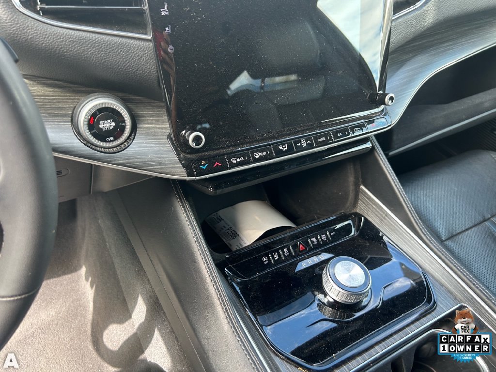 Used 2024 Jeep Wagoneer Series II w/ Flexible Seating Group RWD image 6