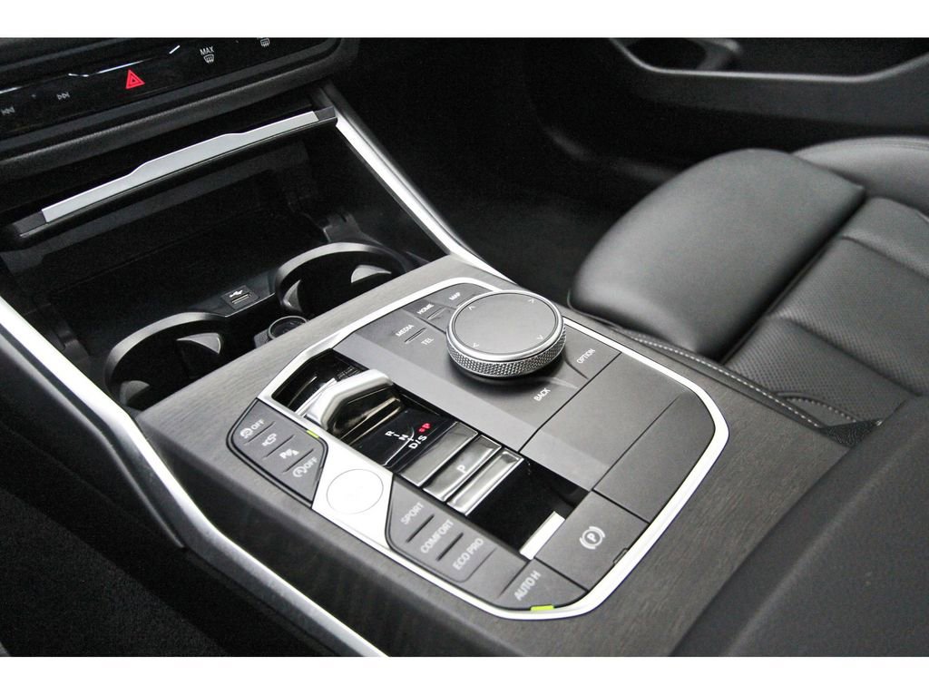 Used 2024 BMW 330i xDrive Sedan w/ Premium Package AWD/4WD image 25