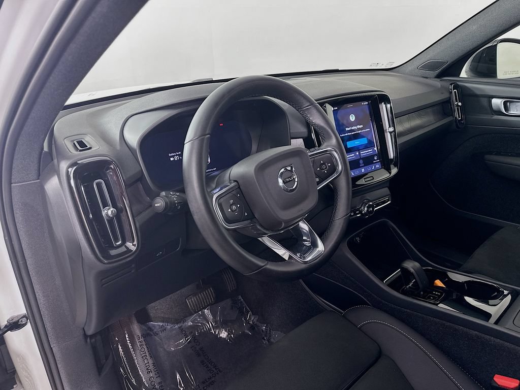 Used 2023 Volvo XC40 Recharge Plus AWD/4WD image 14