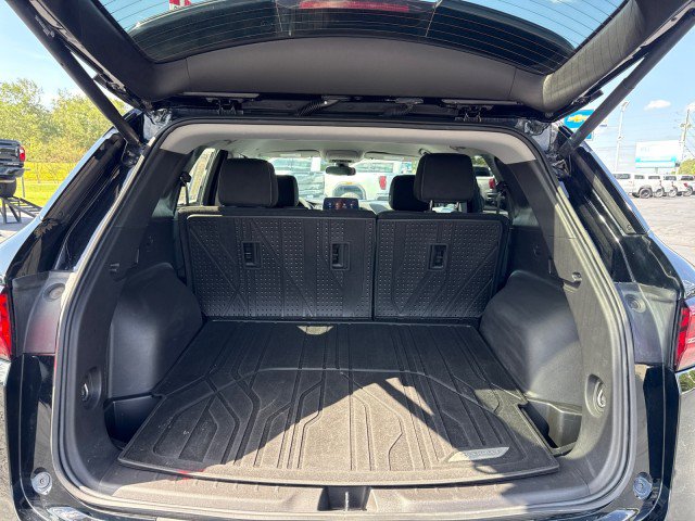 Used 2025 Chevrolet Blazer LT w/ Convenience Package FWD image 15