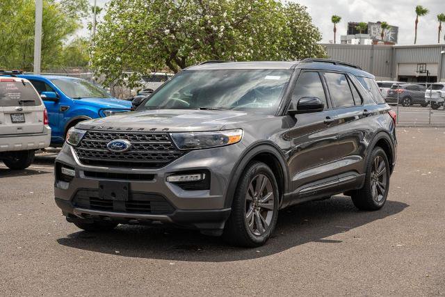 Certified 2023 Ford Explorer XLT w/ Equipment Group 202A image 3
