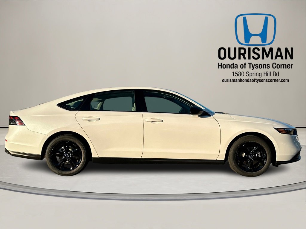 New 2025 Honda Accord SE image 2